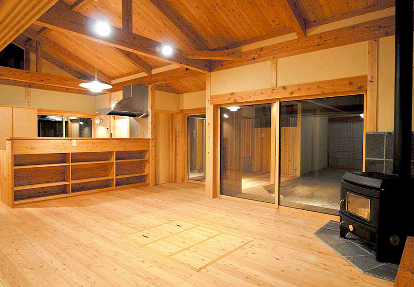 リビングからキッチン方向